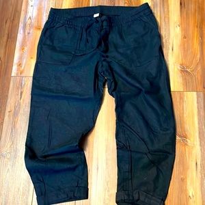 Womans Old Navy lg Capris